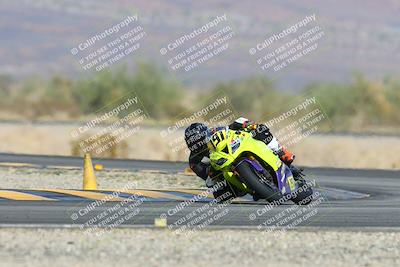 media/Dec-08-2024-CVMA (Sun) [[267e5a7075]]/Race 4-Amateur Supersport Middleweight/